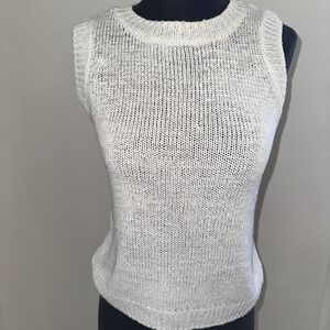 Philosophy Sleeveless Knit‎ White Sweater Size XS Summer Vacay